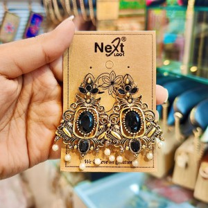 Antique-style metal drop earrings featuring a classic black stone and pearl (Antique Gold Black Stone Earrings)